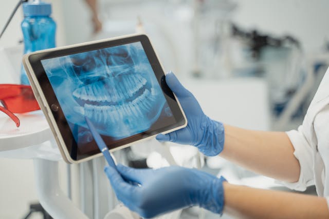 Dentist-digital-technology1